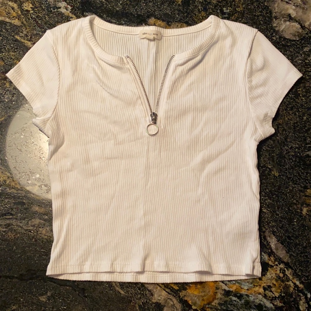 Urban Outfitters short sleeve crop top